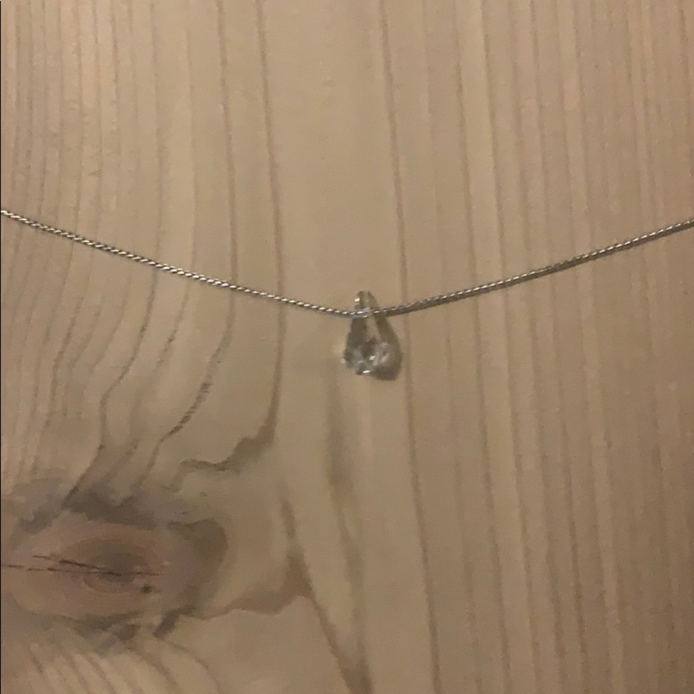 Adjustable crystal necklace